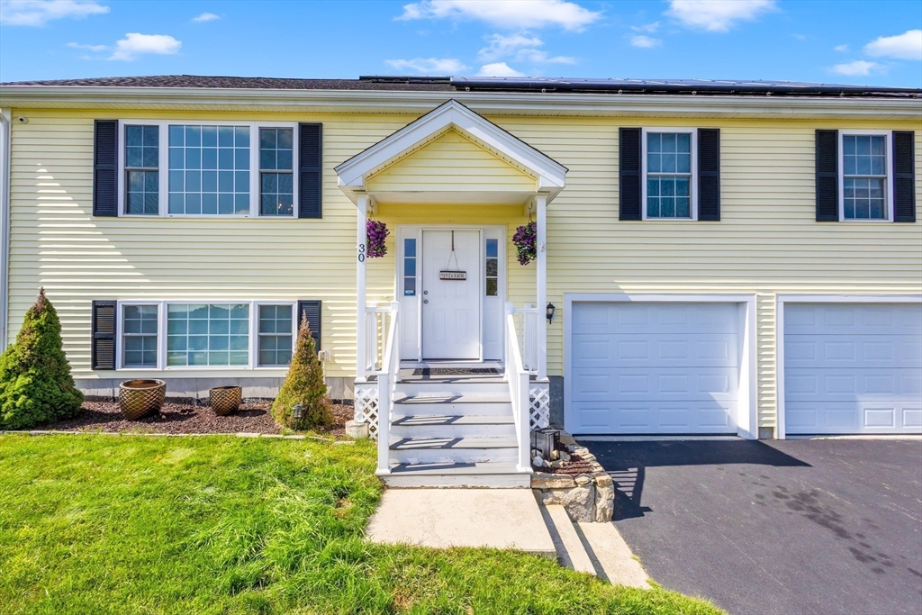 30 Noble Street Dudley, MA 01571 - Photo 3 of 31