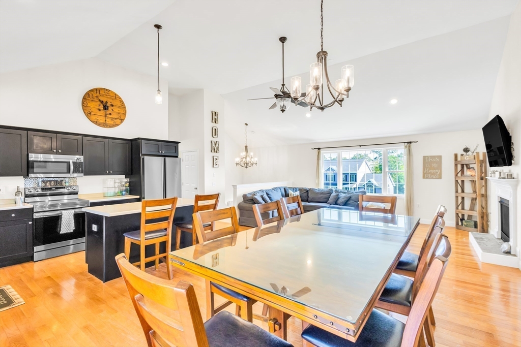 30 Noble Street Dudley, MA 01571 - Photo 9 of 31