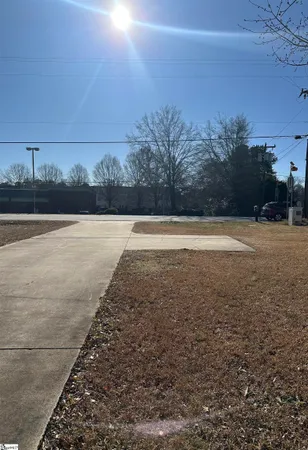 $424,900 | 227 East Butler Road, Mauldin, SC 29662