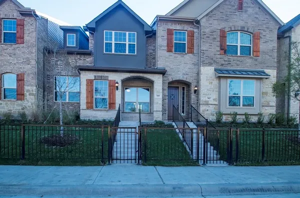 $2,600 | 939 Whitehall Drive, Richardson, TX 75081