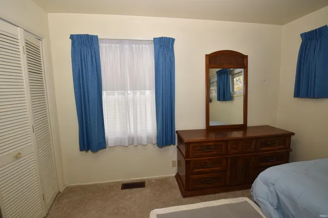 $180,000 | 1117 Whitehall Drive, South Bend, IN 46615