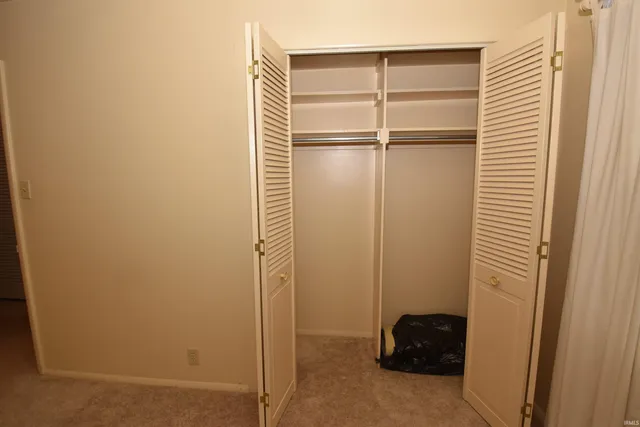 $180,000 | 1117 Whitehall Drive, South Bend, IN 46615