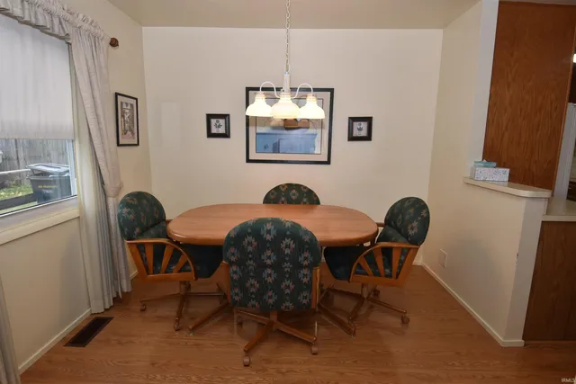 $180,000 | 1117 Whitehall Drive, South Bend, IN 46615