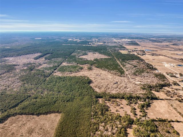 $7,522,807 | 3-670 Hwy 105 Sour Lake, Sour Lake, TX 77659
