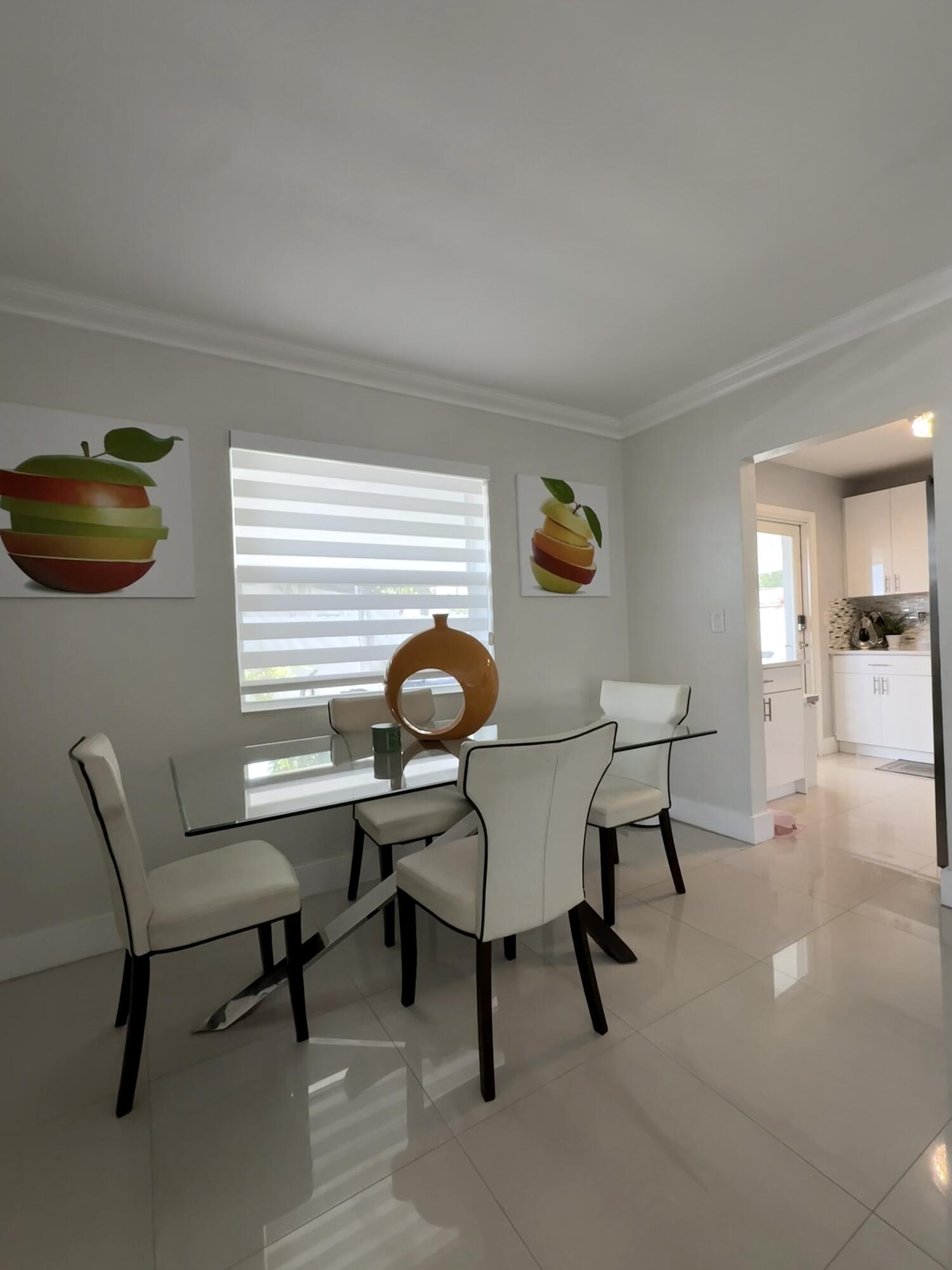9235 Southwest 41st Street Miami, FL 33165 - Photo 14 of 63 IMG_8024
