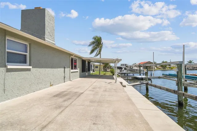 $2,295 | 13909 Berkowitz Avenue, Hudson, FL 34667