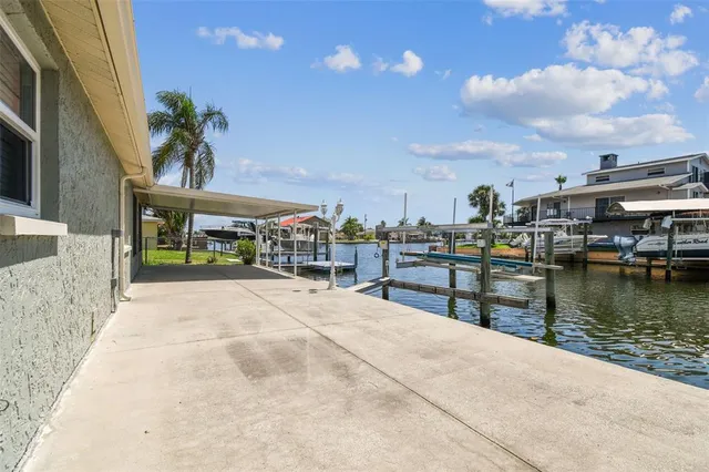 $2,295 | 13909 Berkowitz Avenue, Hudson, FL 34667