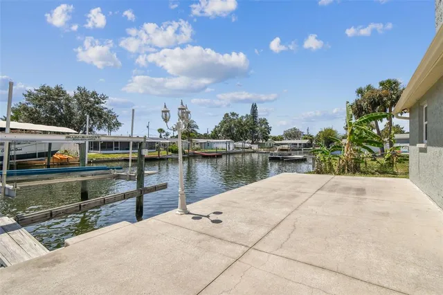 $2,295 | 13909 Berkowitz Avenue, Hudson, FL 34667