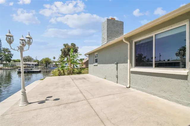 $2,295 | 13909 Berkowitz Avenue, Hudson, FL 34667