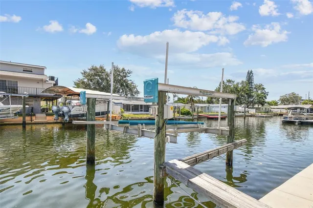 $2,295 | 13909 Berkowitz Avenue, Hudson, FL 34667