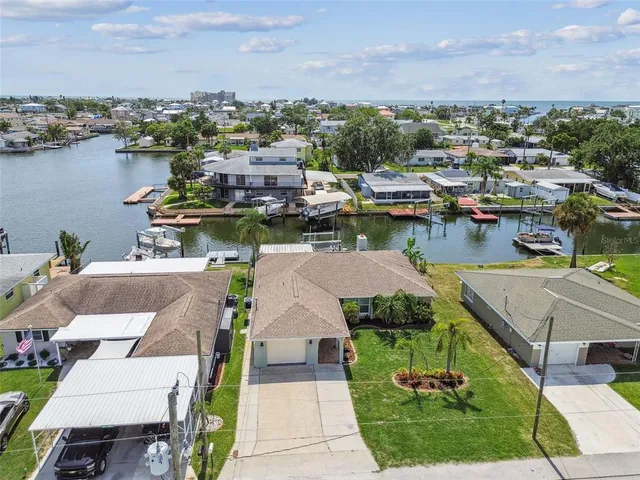 $2,295 | 13909 Berkowitz Avenue, Hudson, FL 34667