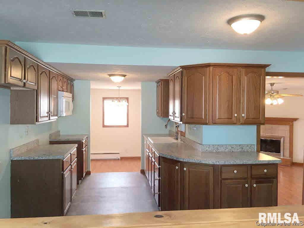 3488 West Jefferson Street Springfield, IL 62711 - Photo 17 of 29 Gallery Image 17