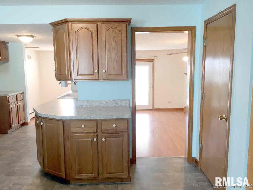 3488 West Jefferson Street Springfield, IL 62711 - Photo 18 of 29 Gallery Image 18