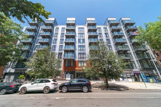 $815,000 | 144-27 Sanford Avenue, Unit 4K | Murray Hill - Flushing