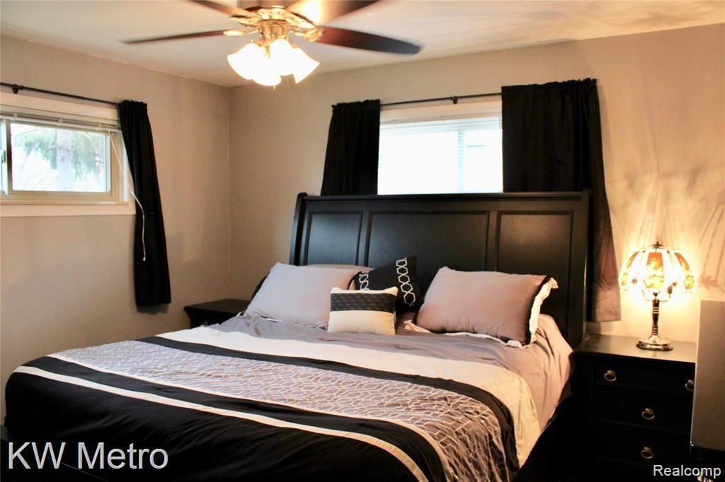 28408 Bay Tree Road Farmington Hills, MI 48334 - Photo 9 of 22