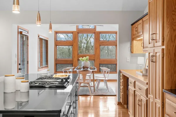 $589,900 | 1688 Chatham Avenue, Arden Hills, MN 55112