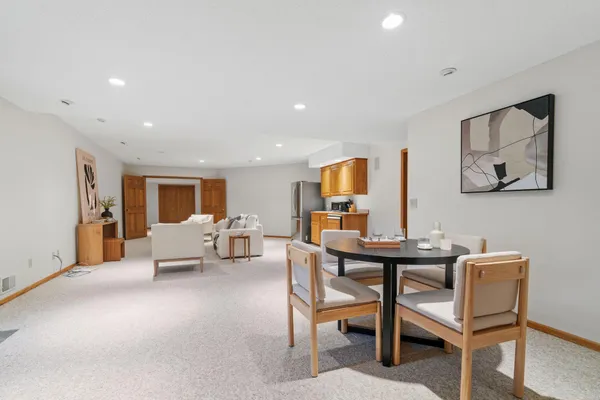 $589,900 | 1688 Chatham Avenue, Arden Hills, MN 55112