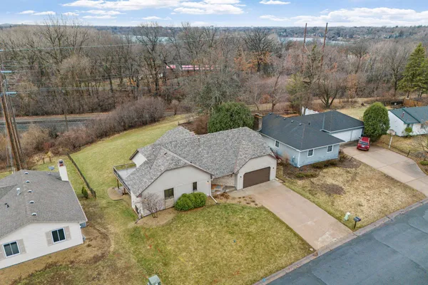 $589,900 | 1688 Chatham Avenue, Arden Hills, MN 55112