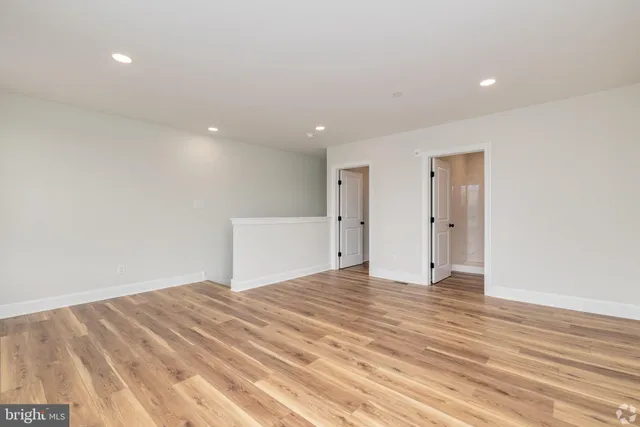 $1,800 | 112 Washington Avenue, Unit 2, Downingtown, PA 19335