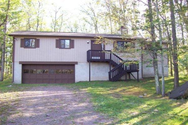 133 Timber Hill Road Henryville, PA 18332 - Photo 1 of 8 Main Photo
