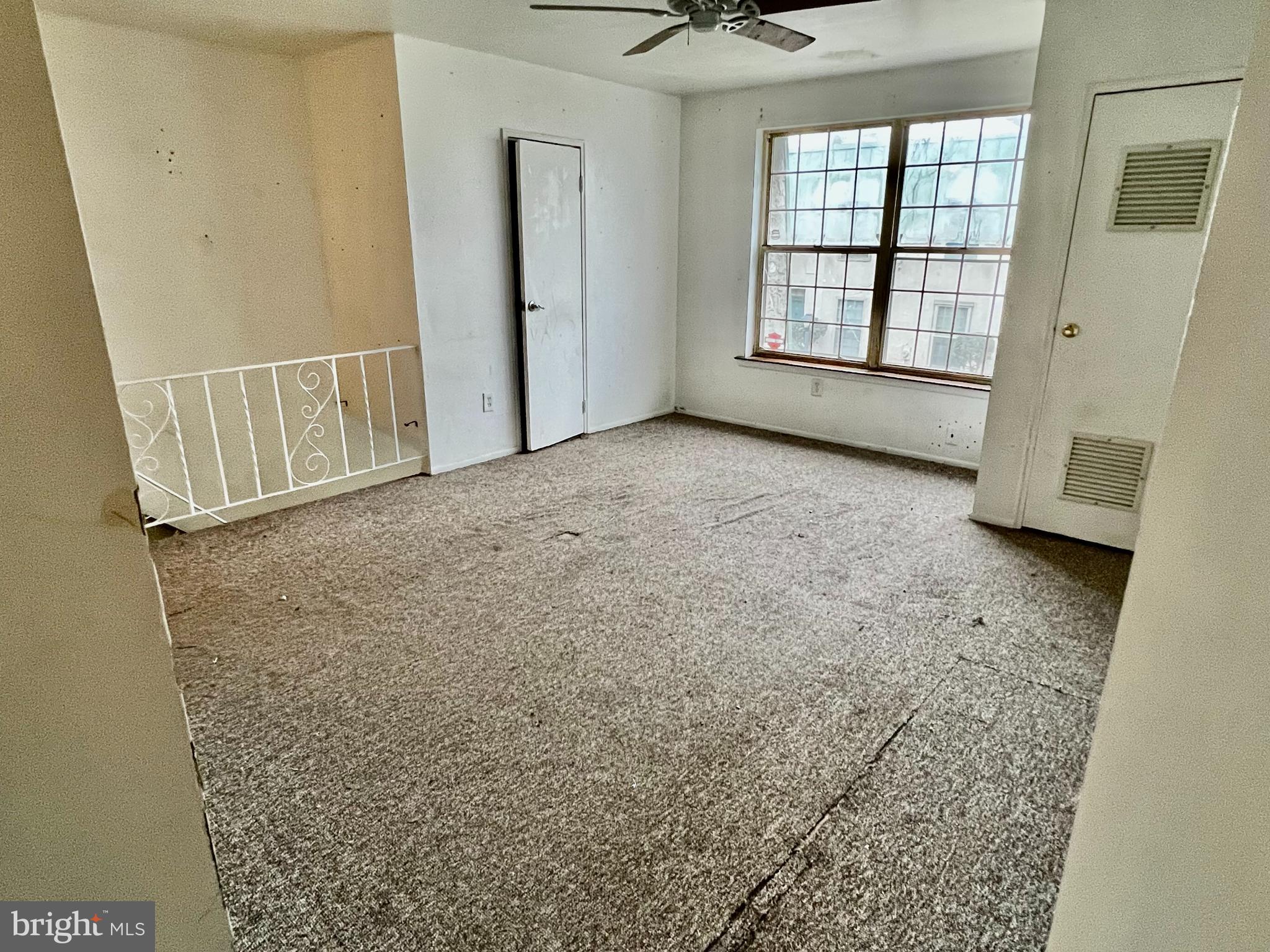 441 Tomlinson Road, Unit B12 Philadelphia, PA 19116 - Photo 4 of 19 Gallery Image 4
