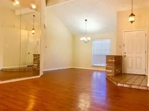 $2,000 | 3234 Settlers Way Boulevard, Sugar Land, TX 77479