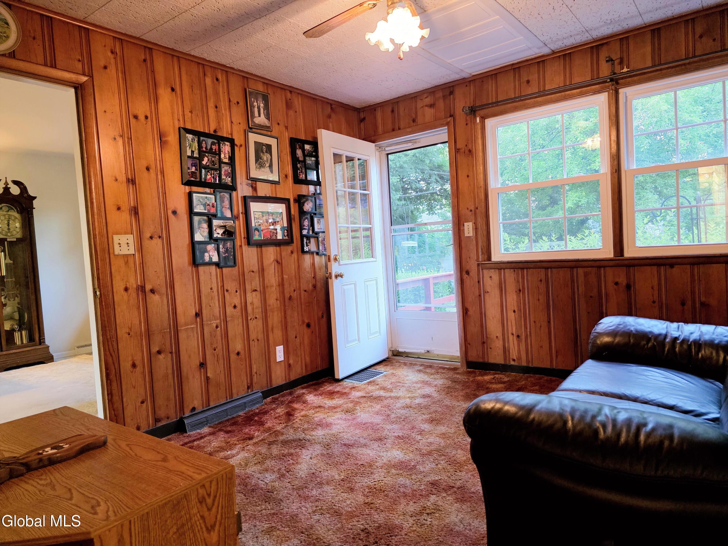 5 Salisbury Road Bethlehem, NY 12054 - Photo 21 of 40 20250723_193352