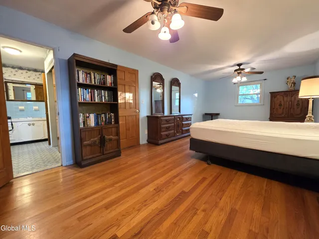 $424,900 | 5 Salisbury Road, Bethlehem, NY 12054