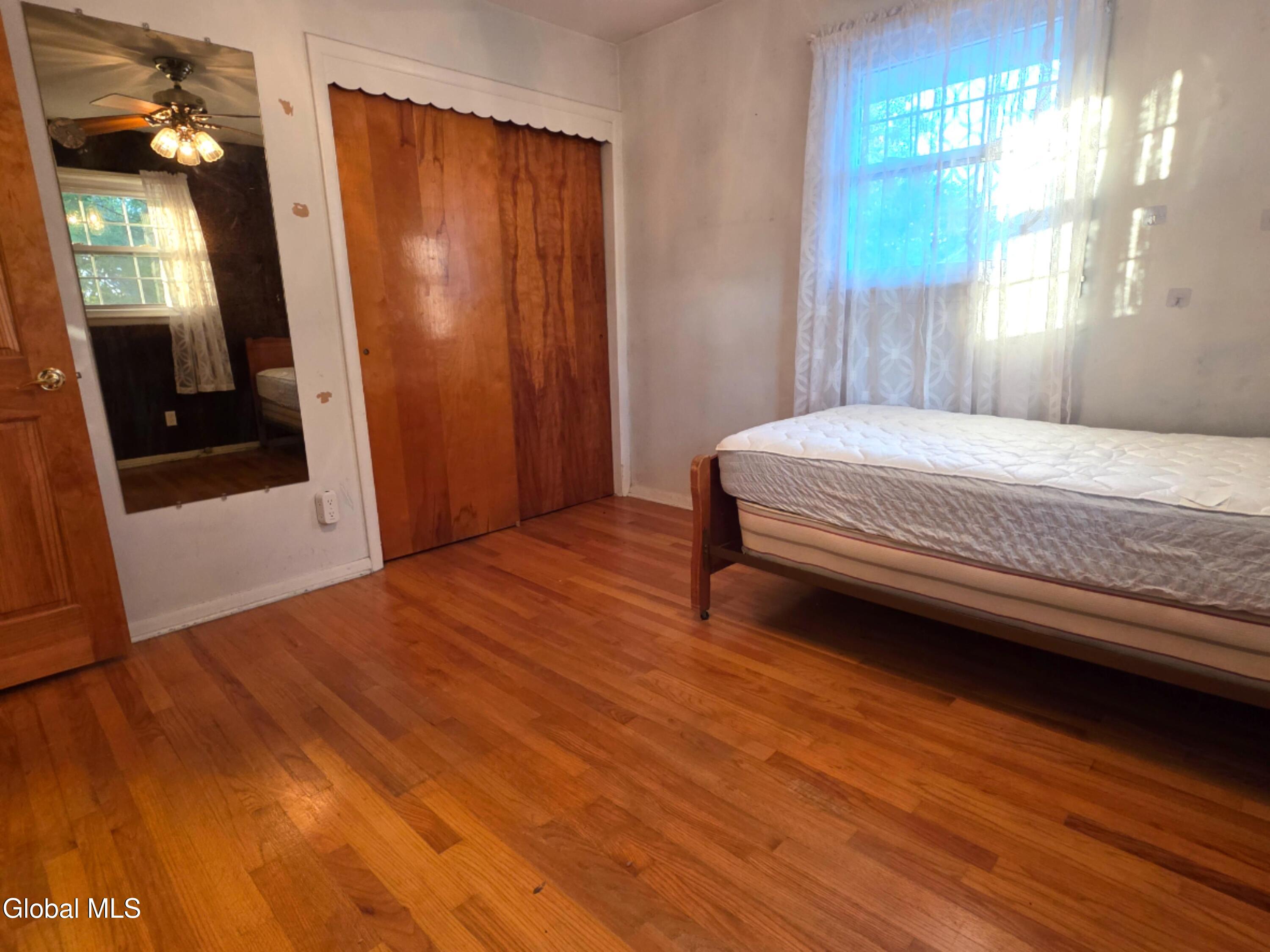 5 Salisbury Road Bethlehem, NY 12054 - Photo 26 of 40 20250723_194233