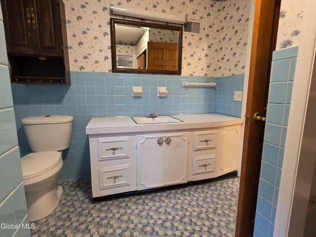 $424,900 | 5 Salisbury Road, Bethlehem, NY 12054