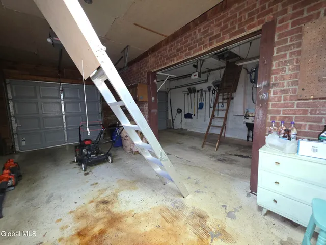 $424,900 | 5 Salisbury Road, Bethlehem, NY 12054