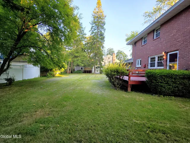 $424,900 | 5 Salisbury Road, Bethlehem, NY 12054