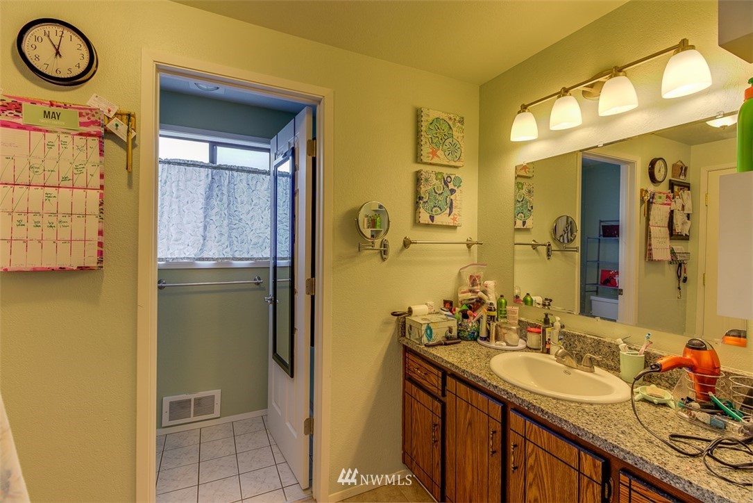 110 Garden Hill Road East Elma, WA 98541 - Photo 13 of 23 Gallery Image 13