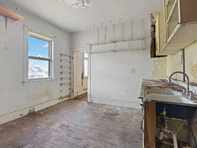 $119,000 | 704 East Hartson Avenue, Spokane, WA 99202