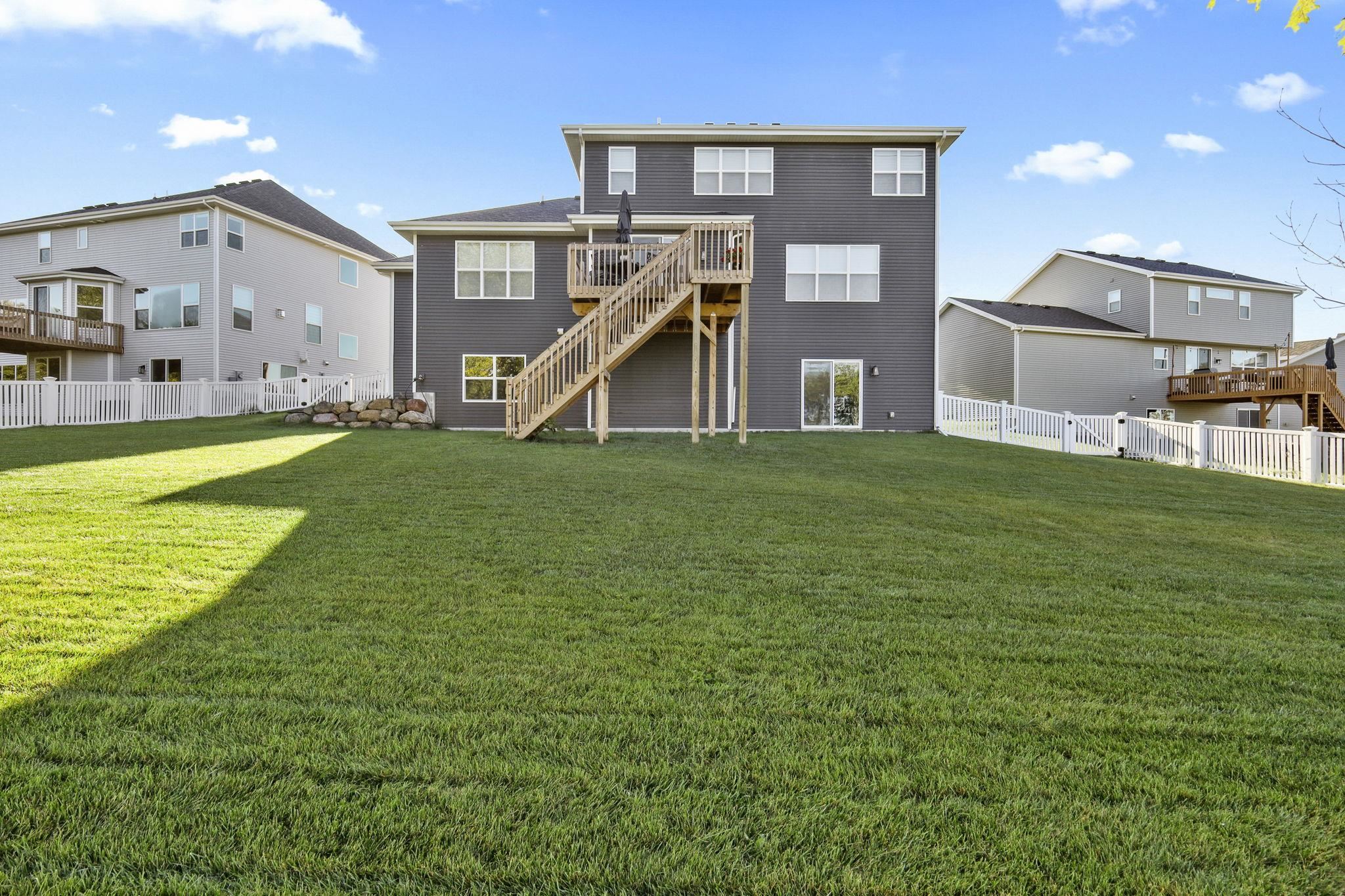 509 Fox Den Waunakee, WI 53597 - Photo 43 of 50