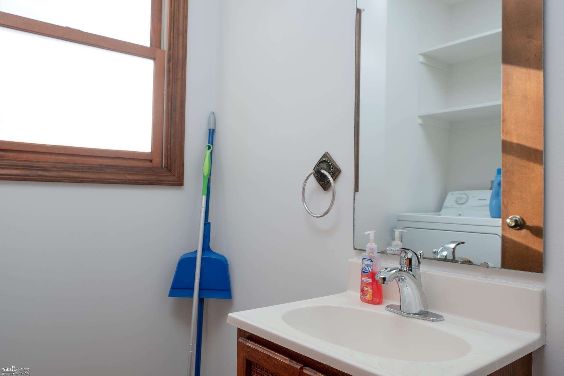 3247 Krouse Road Owosso, MI 48867 - Photo 23 of 32 50129220-0eaa2596-6455-4cc9-bbd9-23585a1f35c7.JPG