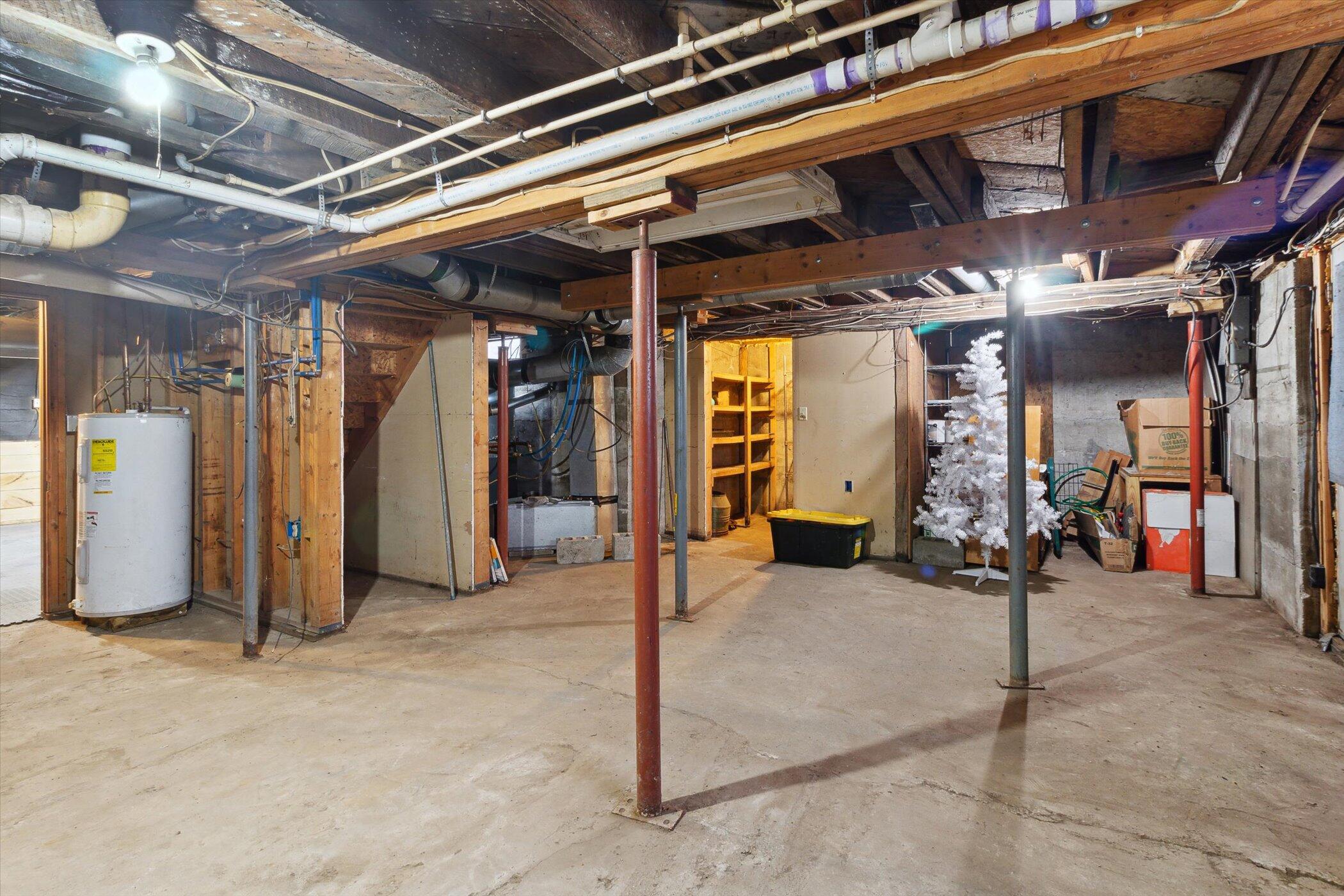 1391 Edgar Road Edmore, MI 48829 - Photo 44 of 55 45-1391-Edgar-Rd-Edmore-MI-48829-WindowS