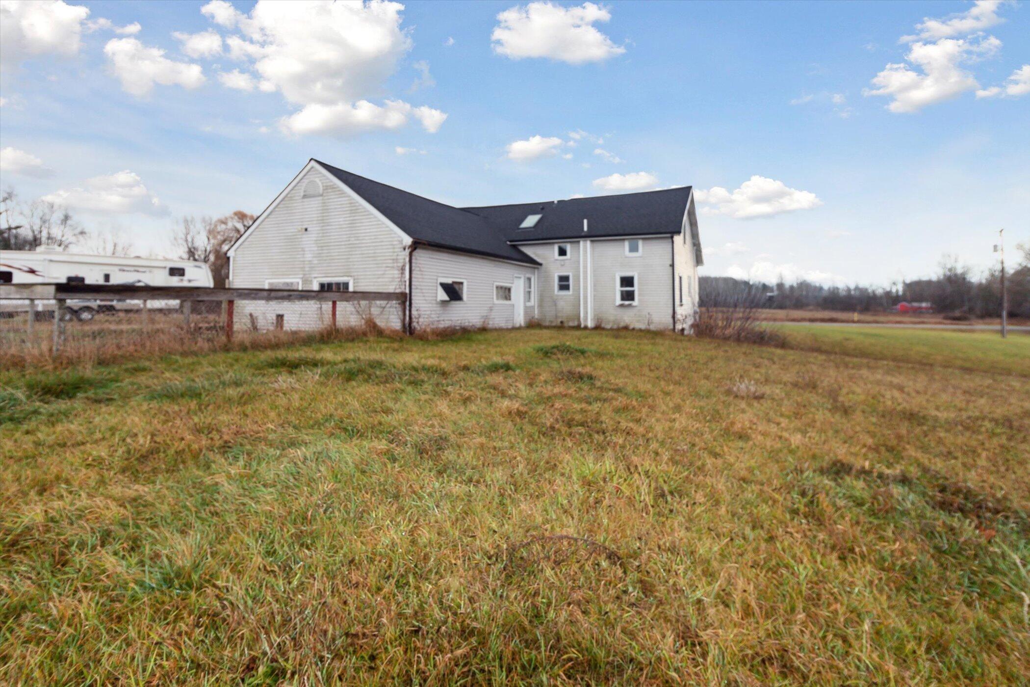 1391 Edgar Road Edmore, MI 48829 - Photo 50 of 55 51-1391-Edgar-Rd-Edmore-MI-48829-WindowS