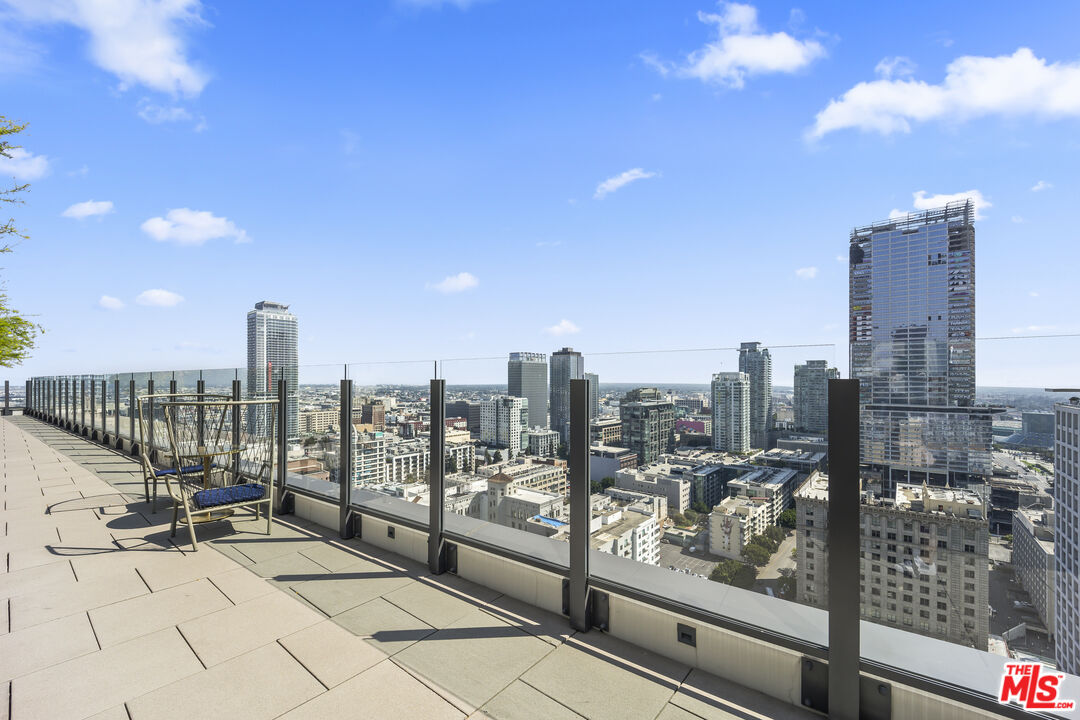 901 Flower Street, Unit 700 Los Angeles, CA 90015 - Photo 34 of 55 a view of a city with tall buildings