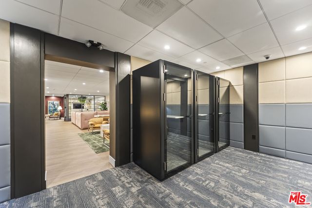 $1,095,000 | 901 Flower Street, Unit 700, Los Angeles, CA 90015