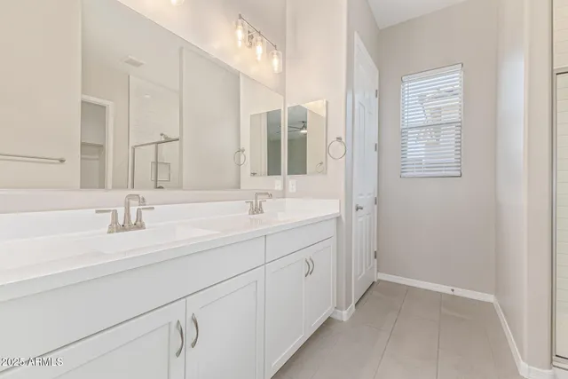 $2,595 | 20108 West Montecito Avenue, Buckeye, AZ 85340