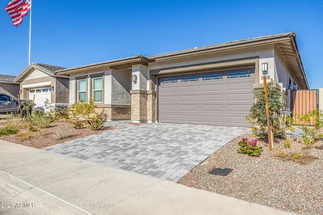 $2,595 | 20108 West Montecito Avenue, Buckeye, AZ 85340