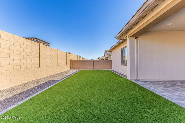 $2,595 | 20108 West Montecito Avenue, Buckeye, AZ 85340