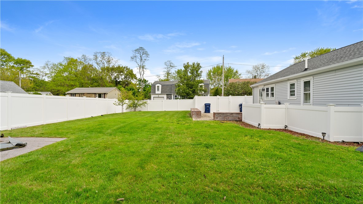 339 George Arden Avenue Warwick, RI 02886 - Photo 34 of 42