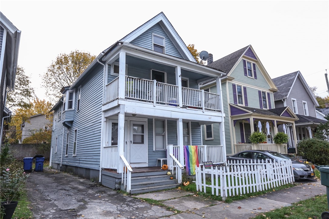 669 Linden Street Rochester, NY 14620 - Photo 1 of 1