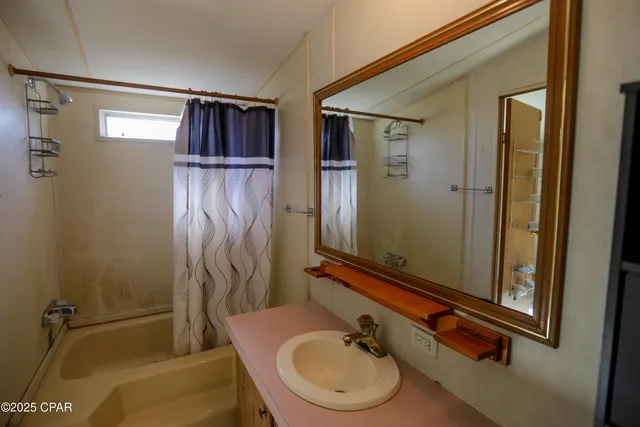 $189,000 | 2807 Aries Trail, Grand Ridge, FL 32442