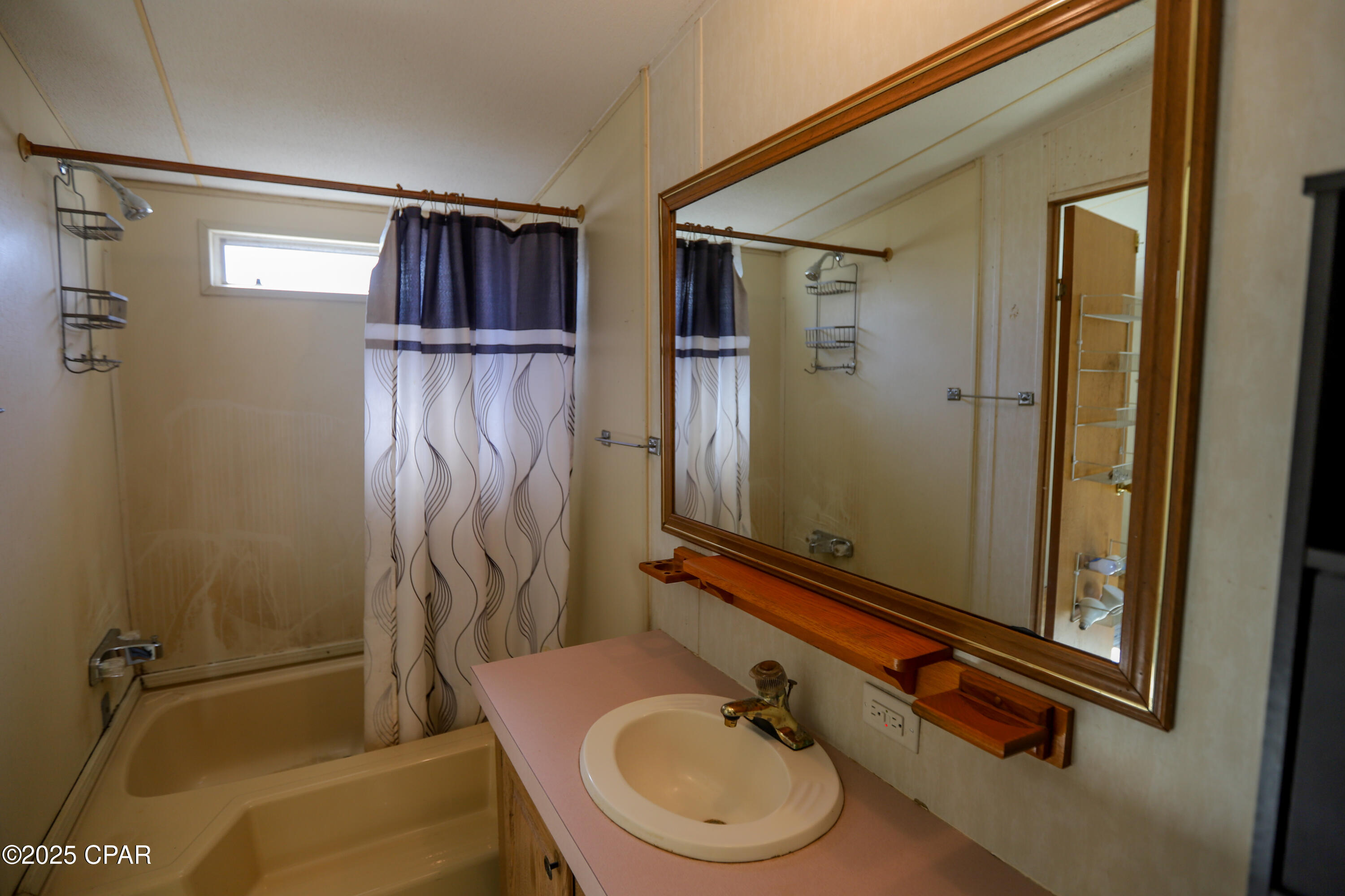 2807 Aries Trail Grand Ridge, FL 32442 - Photo 11 of 16