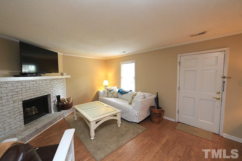 5647 Hamstead Crossing Raleigh, NC 27612 - Photo 3 of 14
