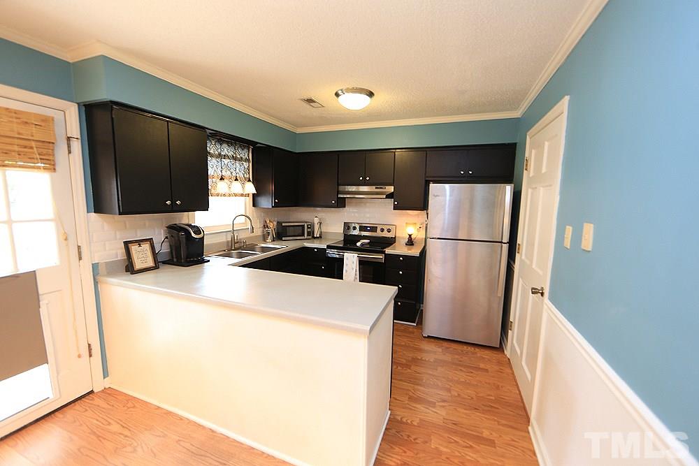 5647 Hamstead Crossing Raleigh, NC 27612 - Photo 4 of 14