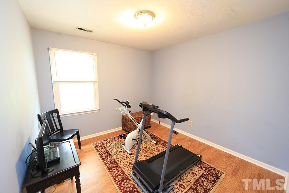 5647 Hamstead Crossing Raleigh, NC 27612 - Photo 9 of 14